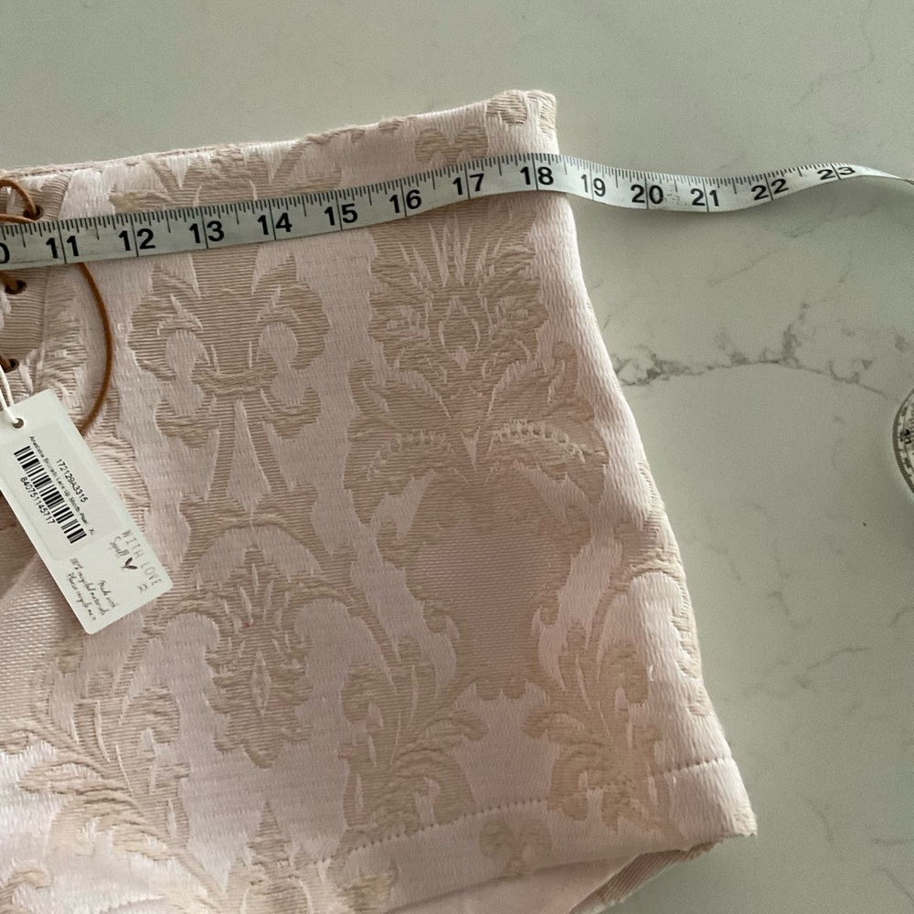 SPELL SHORTS NWT XL - Picture 3 of 4